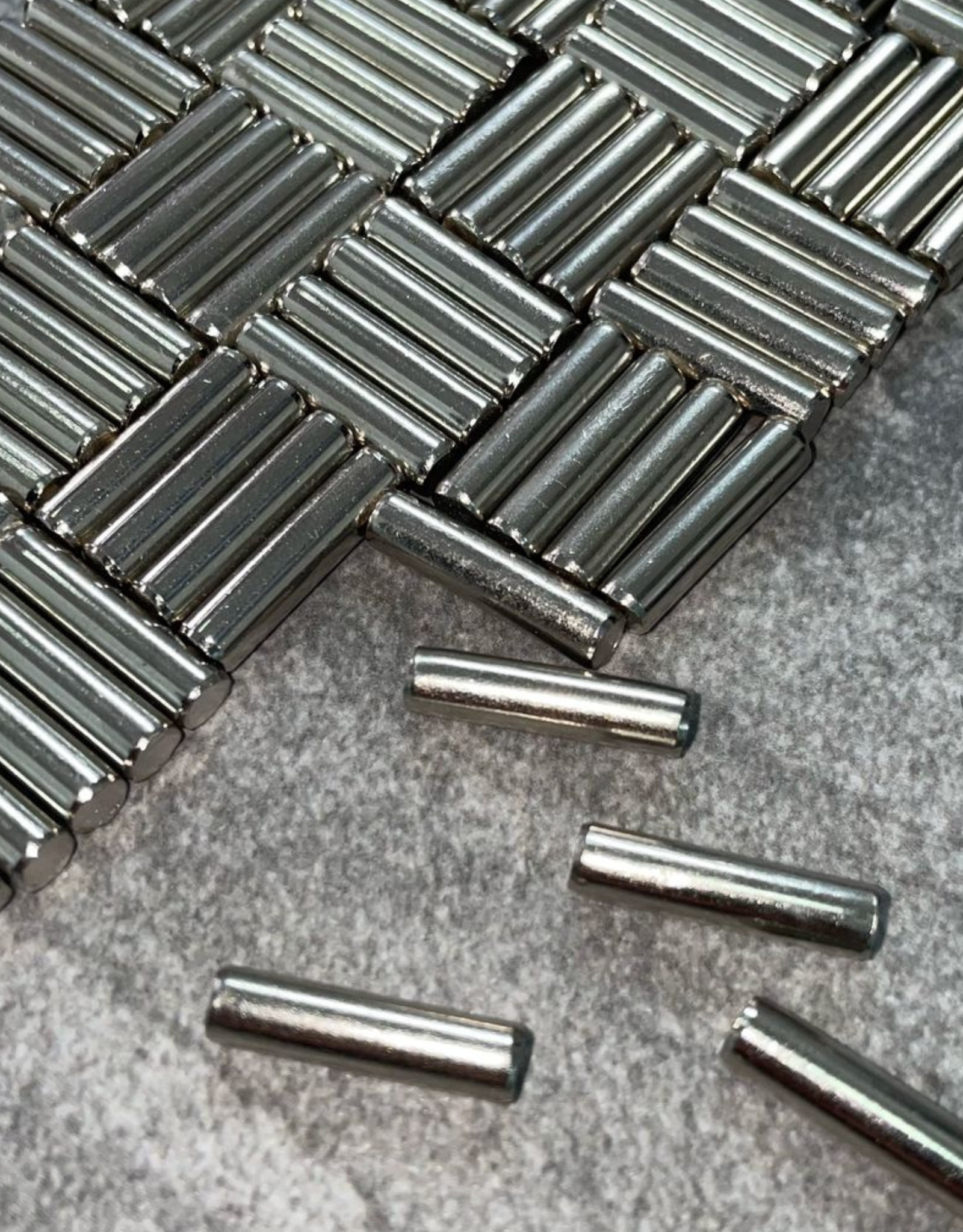Kit de 100 Supports d’Étagères Magnétiques Haute Résistance en Acier Chromé